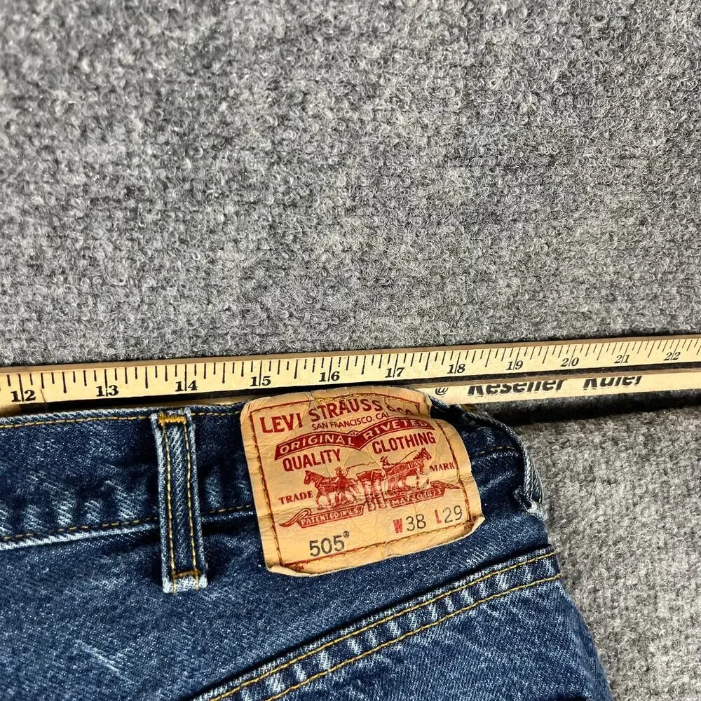 Levis levis 505